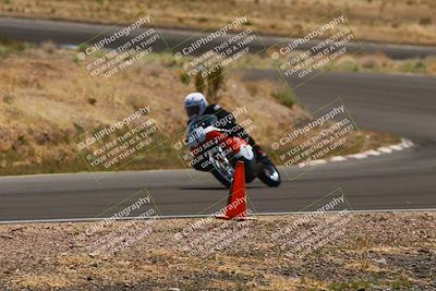 media/Apr-19-2025-AHRMA (Sat) [[3d98ca3309]]/Race/Group 1/Turn 4/